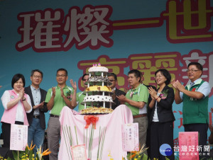 副市長葉惠青出席樹林區農會創會100週年慶，頒獎表揚農會有功人員。（圖／記者黃村杉攝）
