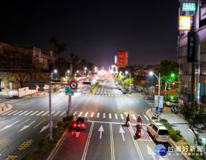 低碳城市，節能典範 嘉義市成為全國第一個全面換裝LED路燈城市