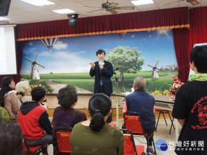 李尹暘博士針對黃斑部病變分享了專業建議。