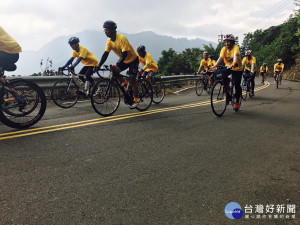 阿里山忘憂之旅 一起慢騎上雲端