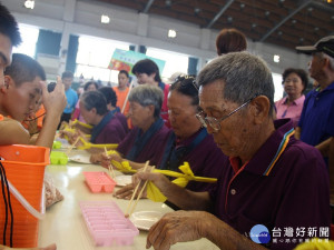 屏縣「三帖」運動會　爺爺奶奶大展身手