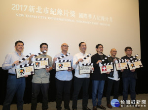 朱立倫市長等出席於府中15舉行的新北市國際華人紀錄片月開幕。（圖／記者黃村杉攝）