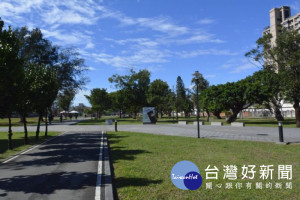 桃園市長鄭文燦前往八德區，視察楓樹腳公園設施改善及周邊綠美化事宜。
