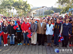 龜山陸光新城升旗典禮    讓國旗重新在桃園市飄揚