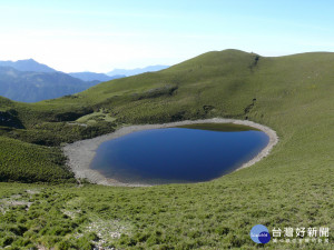 「天使的眼淚」暫別登山客　嘉明湖靜山3個月（圖／台東林區管理處）