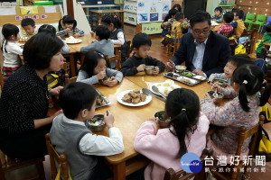 五結鄉107年起補助鄉籍幼兒園幼生餐點費。（圖／五結鄉公所提供）