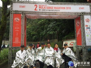 台灣首場榮獲AIMS國際認證的新北市烏來峽谷馬拉松7日開跑。（圖／觀旅局提供）