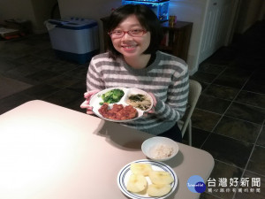 李小姐以飲食減重。林重鎣攝