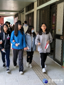 學測首日 嘉義考區3起身份證件查驗不合規定