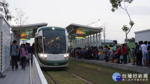 冬季大眾運輸免費措施確實為高雄市環保、交通帶來雙贏的具體效益。（圖／記者何沛霖攝）