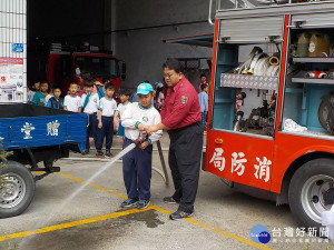 寓教於樂　內埔消防隊透過體驗活動宣導防火知識