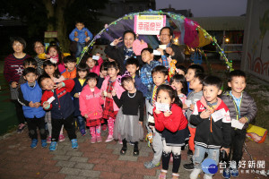 台灣燈會在嘉義，幸福燈會在朴子市雙溪國小附設幼兒園