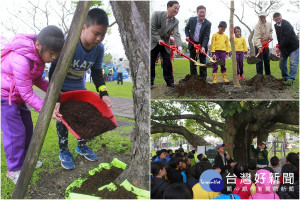 民眾踴躍參與宜蘭運動公園植樹護樹活動。（圖／記者陳木隆攝）