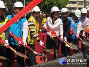 羅東鎮立溜冰場更新改善工程動工了。（圖／羅東鎮公所提供）