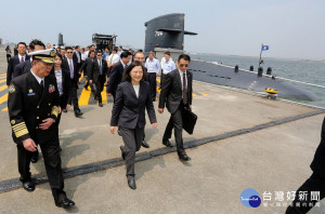 國防部表示總統蔡英文將在4月13日赴海軍蘇澳基地視導戰備，並為國軍打氣。（圖／總統府Flickr）
