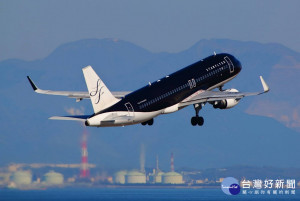 日本的星悅航空，17日正式宣布10月將開航台北（桃園機場）—福岡/北九州/名古屋等3個城市的固定航線，預計每日各有一班航班，但正式開航日期尚待星悅航空進一步宣布。（圖／StarFlyer Facebook）