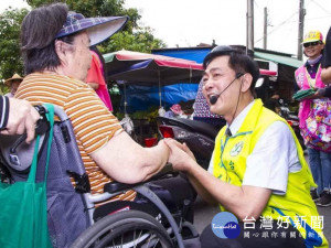 全靠鄉親當靠山，劉米山不找「大咖」推薦。