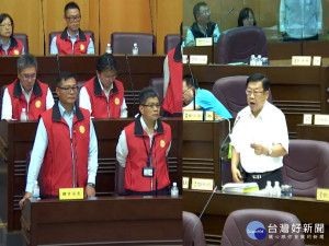 針對桃園市水上運動訓練中心的設置，桃園市議員閻中傑在議事堂上大力催生。