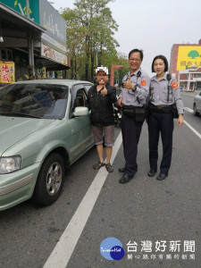 就愛這一味！為吃油飯 老車拋錨南門警神救援脫困