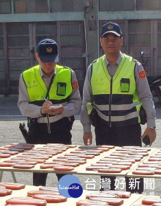 執行守護農產品巡勤的口湖所警員蘇文欽，日前細心協助進香婦人找到愛車，順利平安返家。