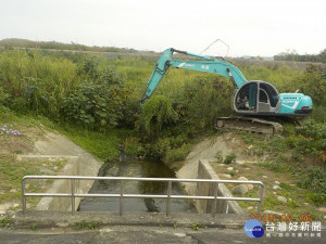 水利署第五河川局雲嘉地區與中央齊心合力清溝總動員