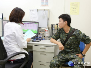 民政局首度與衛生局合作推動國軍健康檢查服務。（圖／民政局提供）