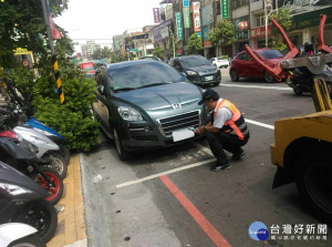 吳金全表示，以高效能之動態車牌辨識系統能迅速且即時查辨車牌號碼，並依處罰條例規定舉發扣牌並將違規車輛拖吊移置保管。