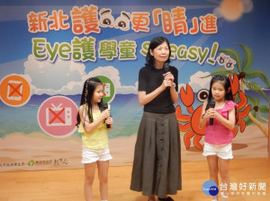 副市長呂衛青指今年加碼擴大辦理，凡就讀國小一至六年級學童，不限戶籍皆可免費接受每年一次視力檢查。（圖／記者黃村杉攝）