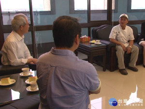 「大哥」苦學四年 考取三專業證照