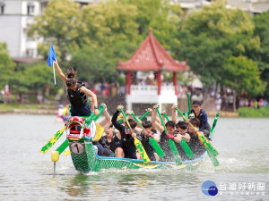 「大溪高中隊」勇奪龍王獎殊榮奪標時的剎那。