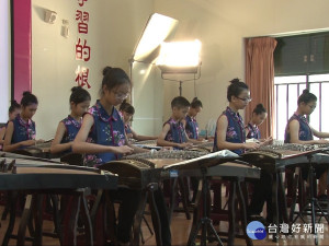 十興箏樂團成果豐碩 國內外獲獎無數