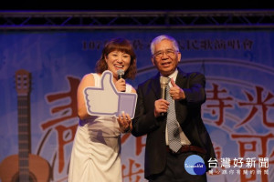 無菸六月天「青春時光機・讓我們聽歌去」民歌演唱會