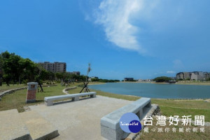 臺灣橫山書法藝術公園開園。
