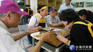 花甲食堂今揭牌啟用 長者定點共餐有助身心健康