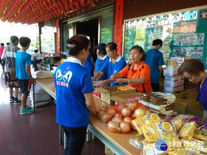 照顧弱勢家庭　中市食物銀行發放物資