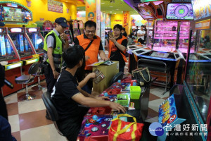 屏縣青春聯合稽查　淨化青少年成長環境