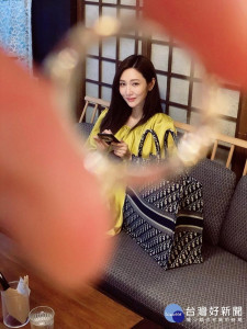近期到宜蘭度假的曾莞婷，發出一系列美照分享旅行中的心情。
