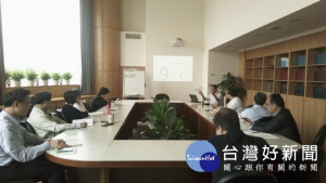 桃園首度開設市府局處首長客語認證衝刺班,期帶動客語學習風氣。
