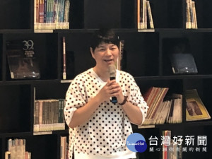 《許石的臺灣歌》繪本出版。