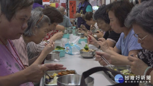 攝取高鈣高蛋白.多運動　長者遠離肌少症