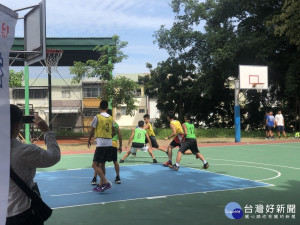 籃球3on3鬥牛 79隊嘉義高中較勁