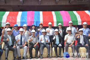 屏醫高齡醫學大樓興建上樑　預計108年完工