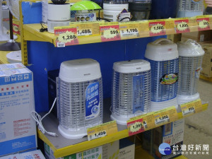 選用電捕蚊燈，標檢局臺南分局提供實用小技巧！