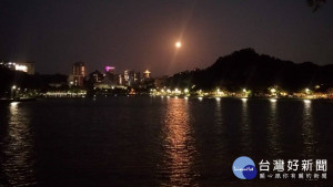 碧湖公園夜景（圖／台北市政府提供）