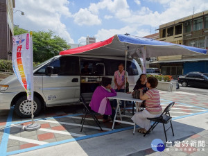 嘉義市監理站7月~8月下鄉服務高齡駕駛鄉親換照