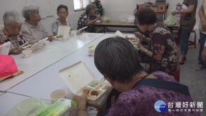 雅祥里共餐活動　減油.減鹽長者更健康