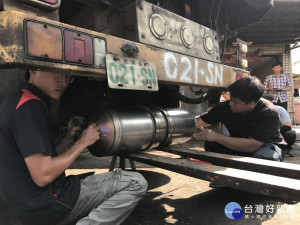 嘉義縣有好康，淘汰大型車柴油車（重量達3.5噸以上）補助金額最高可達新臺幣40萬元!