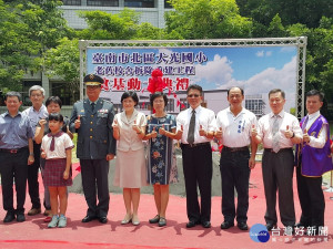 北區大光國小老舊校舍拆除重建，舉行動土祈福典禮。