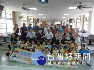 朴子天公壇贊助臺南大學幼教系學生志工參與嘉義縣107學年度適應需求學生「小一準備班」活動