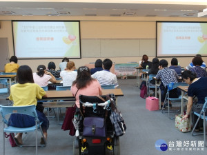 公益彩券回饋金提案計畫申請，7/27撰寫營開班。